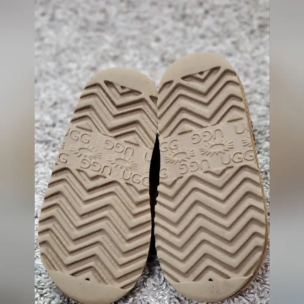 Ugg Brown Suede Slippers With Scherling Lining